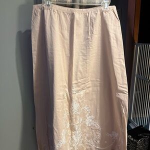 J. Jill Light Blush Maxi Skirt with White Floral Embroidery
